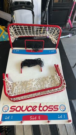 Saucetoss hockey game