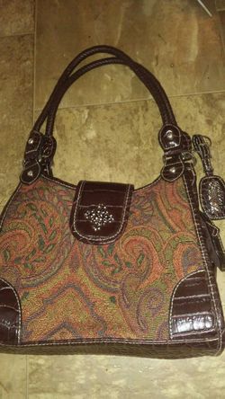 Blue heels size 8 creamy spike heels size 7 in a half with a purse deal hurry now