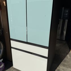 Samsung Bespoke 29 cu ft. Refrigerator Standard Depth 