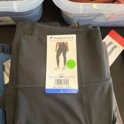 Women Fabletics Leggings Size Large 