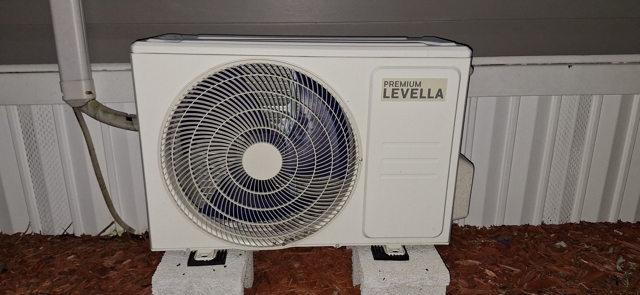 Mini Split Premium Levella 12000 BTU