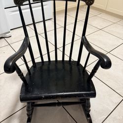 Nicolas And Stone Co. Children’s Rocking Chair 