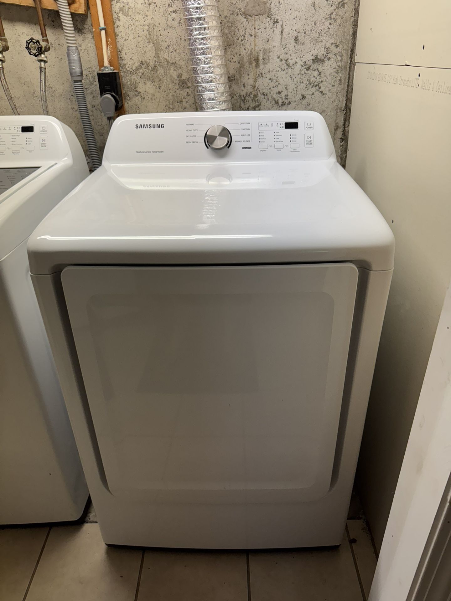 SALE - Large Capacity Samsung Drier