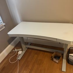 Tresanti Standing Desk