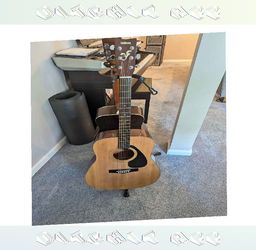 Strum Beautiful Music with Acoustic Electric Guitar Choices course common