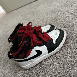 Kids Air Jordan 1