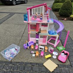 Barbie Playhouse Set