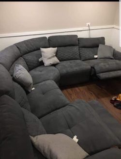 Power Reclining Sectional Couch