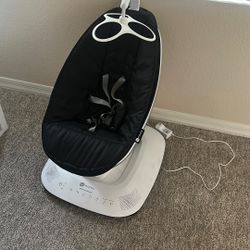 4moms Mamaroo 