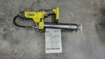 FREE BONUS BATTERY! Ryobi P3410 18V ONE+ Grease Gun