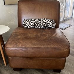 Ugly comfy leather chair