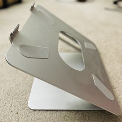 Laptop Stand(Move Out Sale)