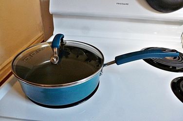 Rachael Ray Hard Enamel Nonstick 3Qt 10-inch Saute Pan with Glass Lid