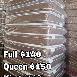 New Queen Plush Pillow Top/ Colchones 