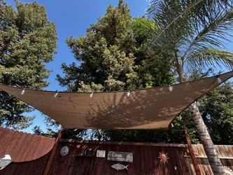 Shade 14 By 16 Ft With Metal Attachments