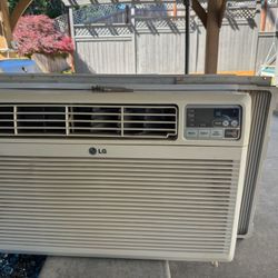 LG Air Conditioner 17,500 BTU