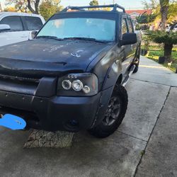 Nissan Frontier 03 V6 Standard 