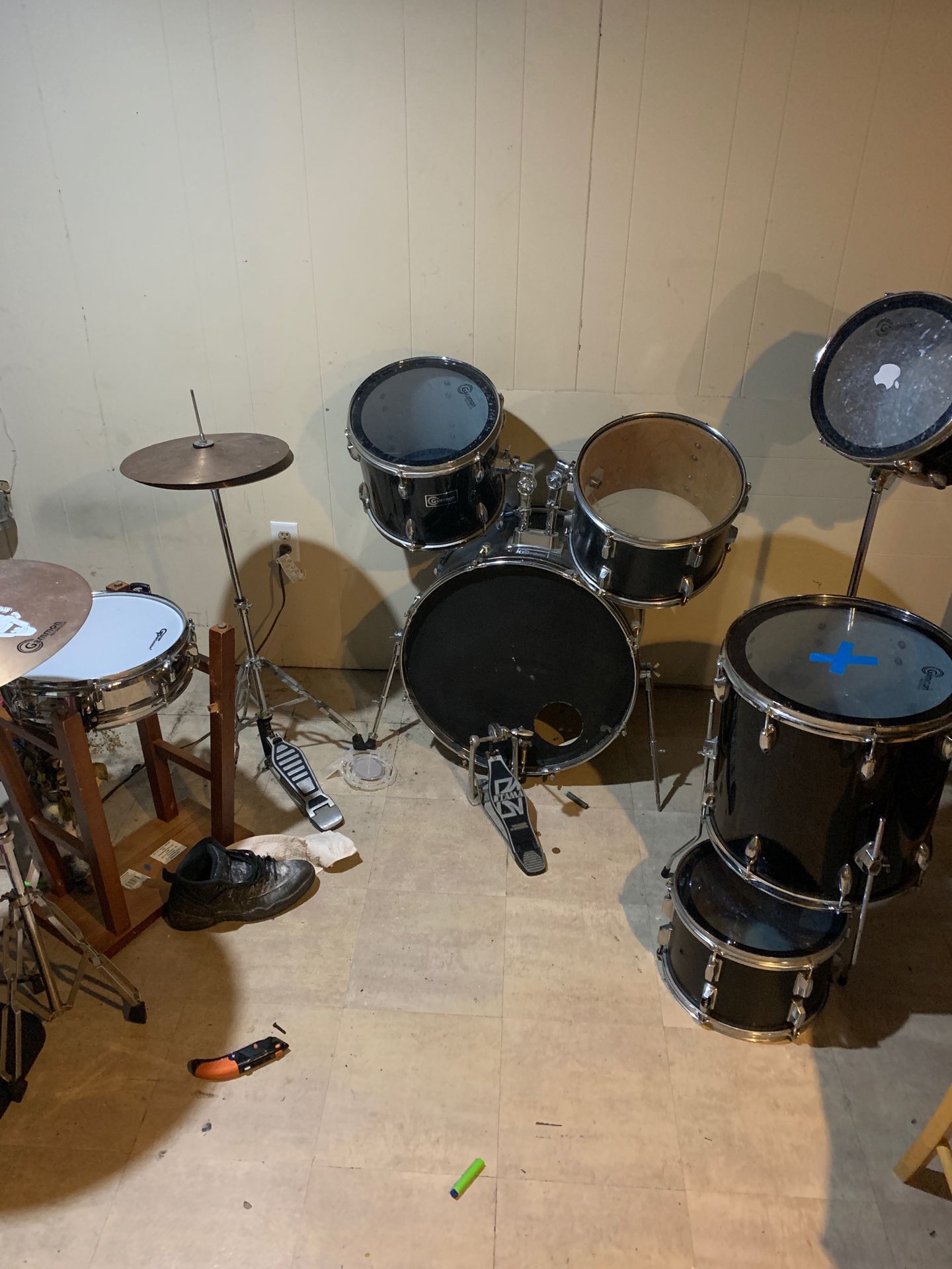 Pending pick up - Free drums