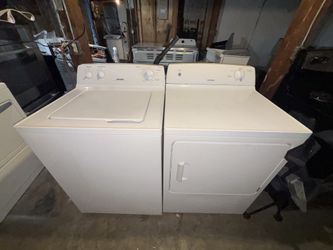 Hot Point Washer and Dryer Set On Good Working Condition