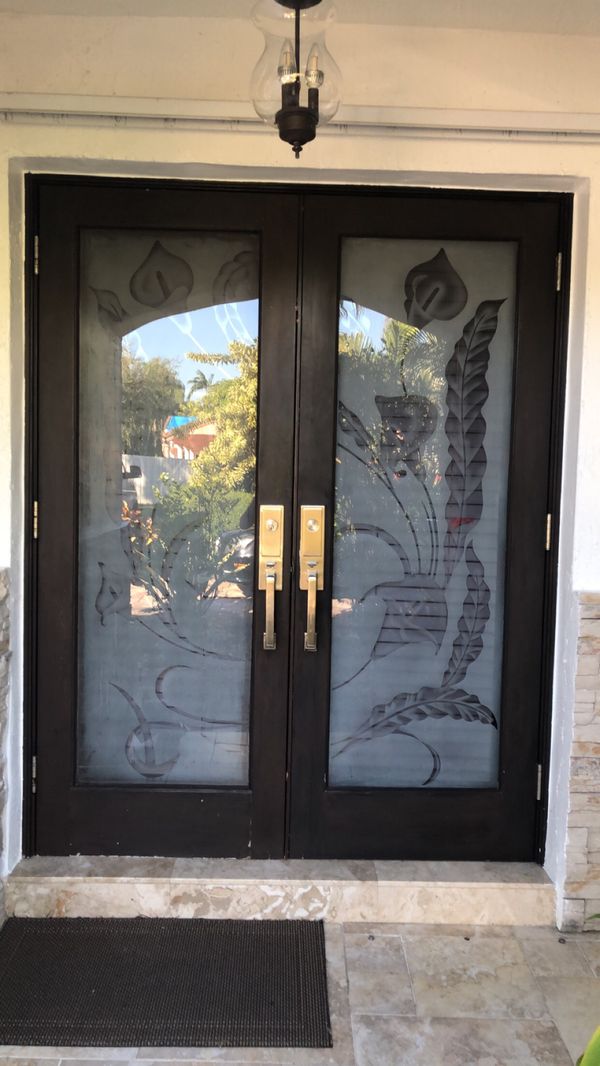USED"Unique" Double Entry DoorNO IMPACT for Sale in Miami, FL OfferUp