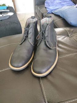 Original Penguin Boots Size 13