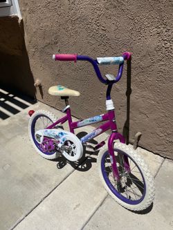 Huffy Girls Bike (training wheels included)