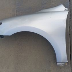 SCION TC OEM  LEFT  FENDER (SILVER) GOOD CONDITION FITS 2005 - 2010