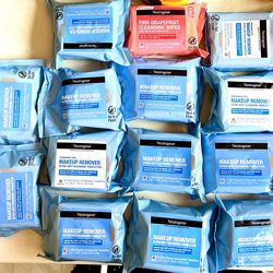 Makeup wipes