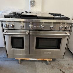 48” Wolf Gas Range