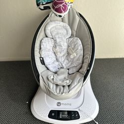 Mamaroo Multi-Motion Baby Swing