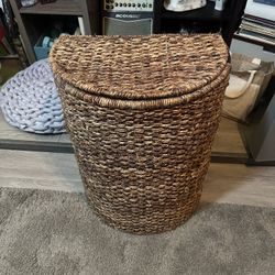 Large Wicker Laundry Basket