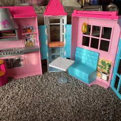 Barbies Cook And Grill Restaurant