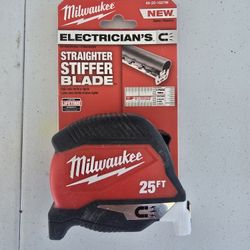 Milwaukee Magnetic Measuring Tape 25'