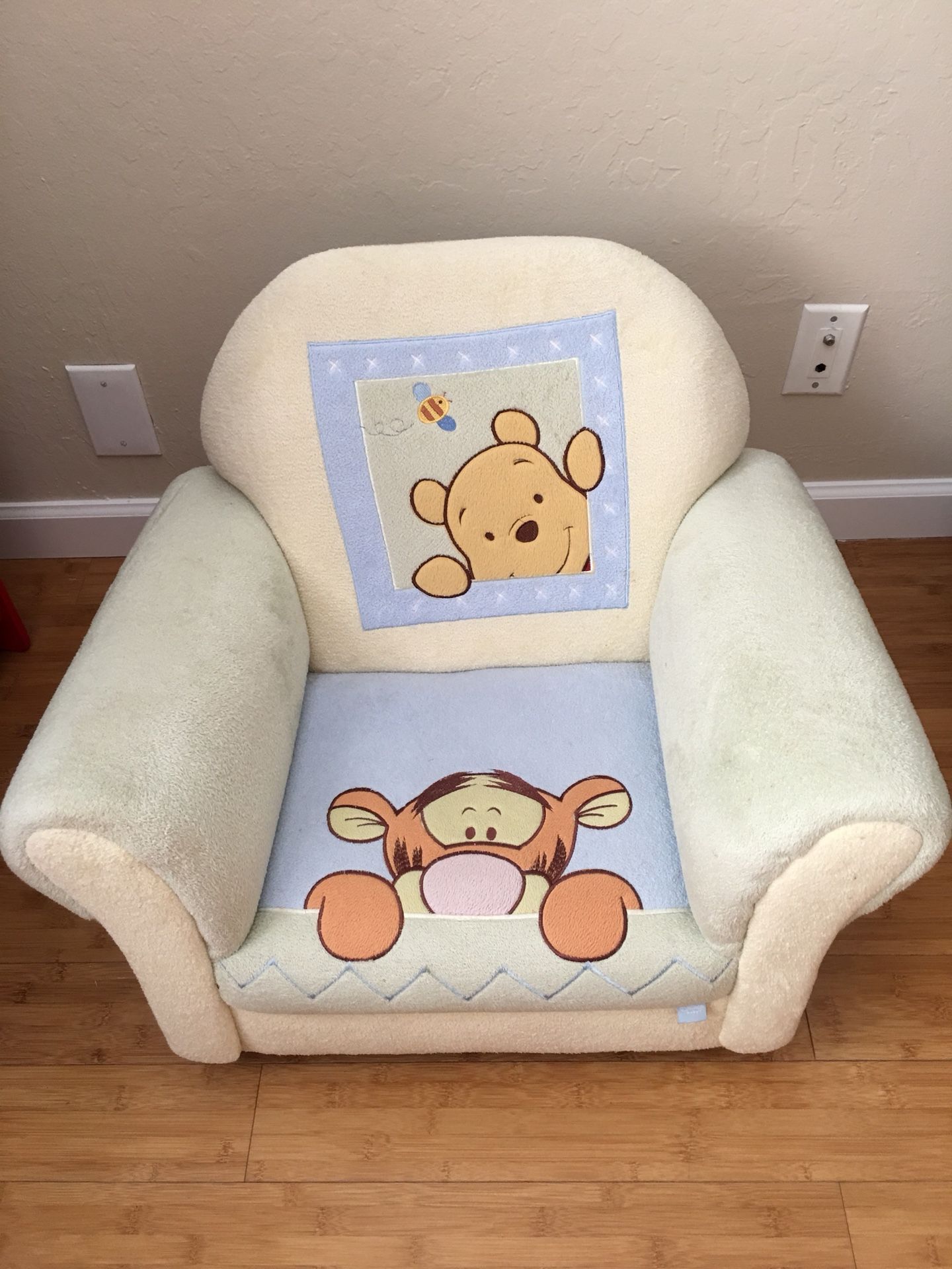 Kids Line Winnie the Pooh Soft & Fuzzy Upholstered Chair