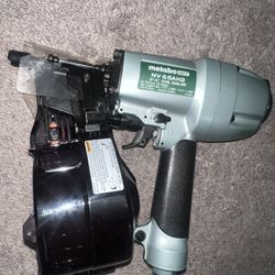 Metabo HPT 2-1/2In Coil Siding Nailer