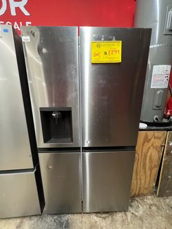 Stainless Steel French Door Refrigerator with Ice Dispenser