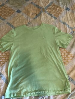 American Eagle men’s shirt