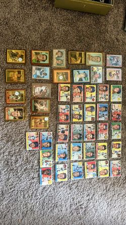 Vintage lot of collectible cards