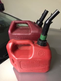 GAS CANS 