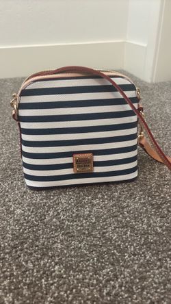 Dooney&bourke purse