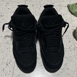 Black Cat 4s