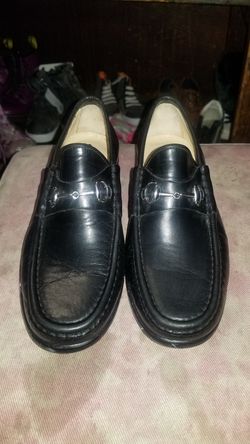 Boy gucci dress shoes size 34 half used