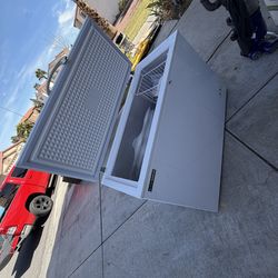 Black mountain 8.7 CF deep freezer !