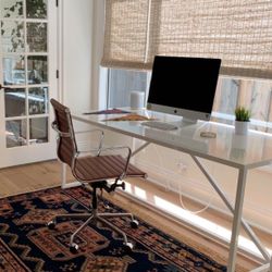 FREE DESK 