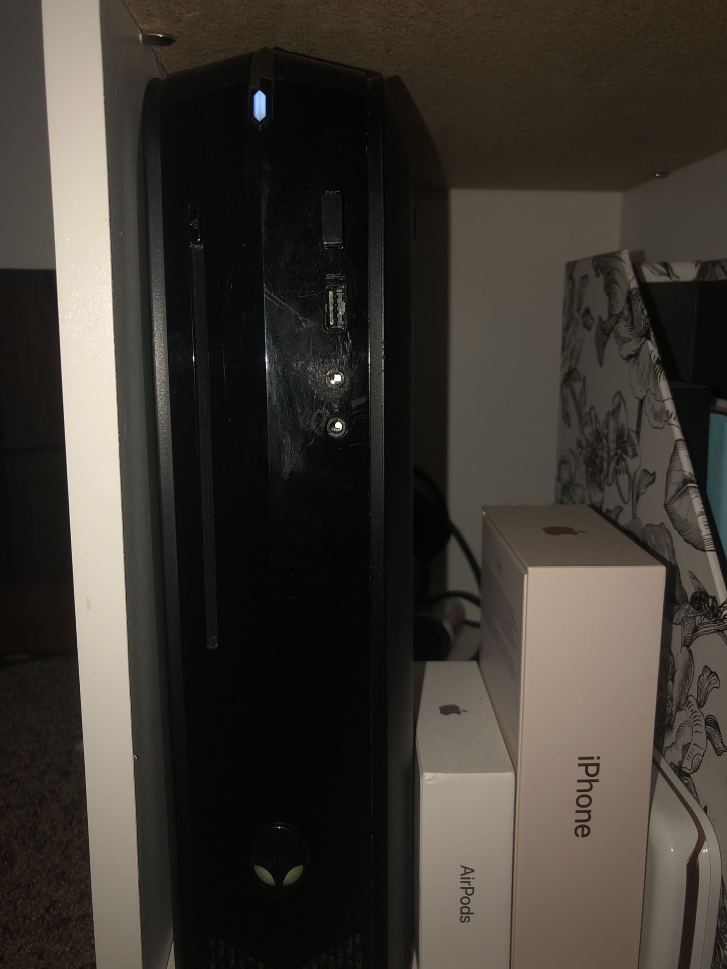 Alienware Gaming Computer X51 R2 (willing to trade for MacBook)