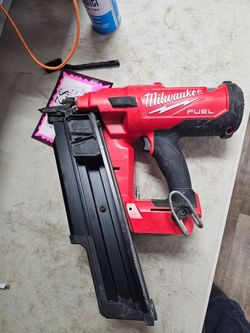 10035 Milwaukee 2744-20 18v 21° framing nailer 66525