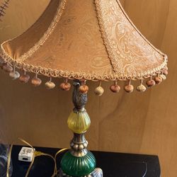 Antique style vintage pompom lamp 