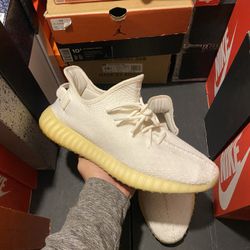 Adidas Yeezy 350 Cream size 12 USED