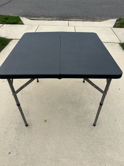 34” foldable table with carrying case