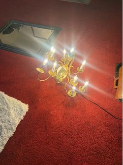 Vintage Traditional Dutch Colonial Style Solid Brass 8 Arm Chandelier